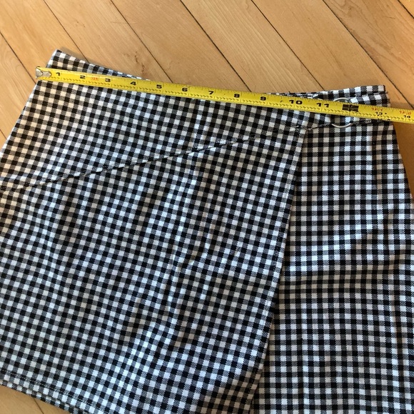 Black and white gingham print mini skort - Picture 5 of 6